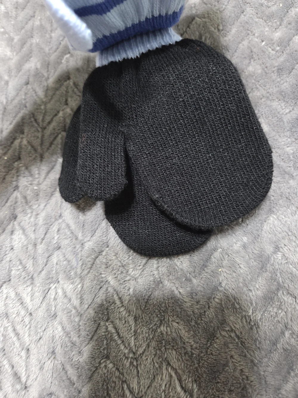 Kohl's Kids Mittens - 3 Pair Set